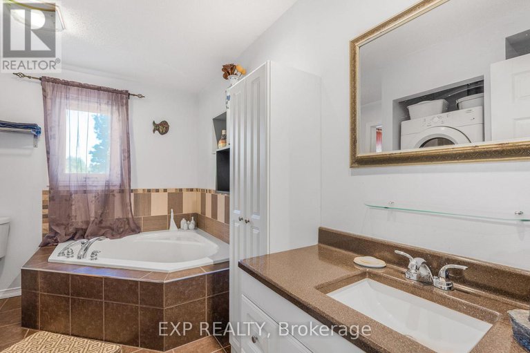 28884921/455-butler-road/clarencerockland-twp/clarence-rockland/ontario/K0A2A0_22