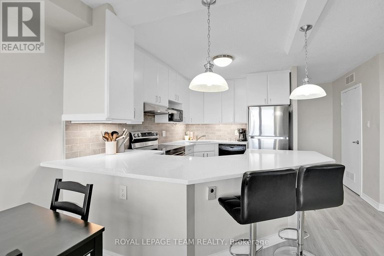 28386155/2409-900-dynes-road/carleton-square/ottawa/ontario/K2C3L6_15