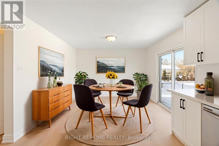 29378153/254-maude-street/almonte/mississippi-mills/ontario/K0A1A0_14