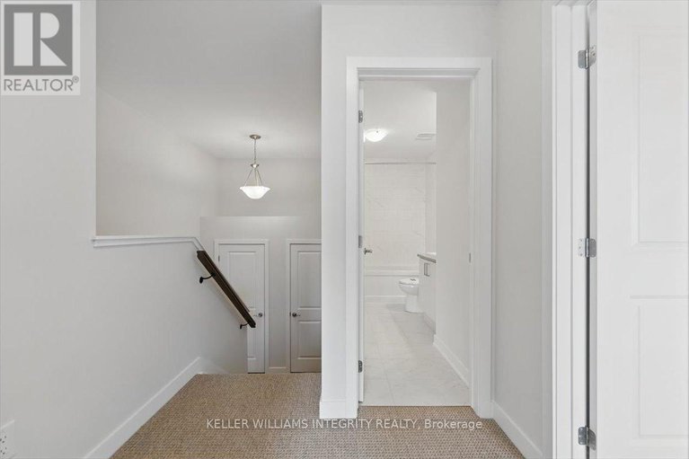 28121067/541-lourmarin-private/notting-hillsummerside/ottawa/ontario/K4A5M2_21
