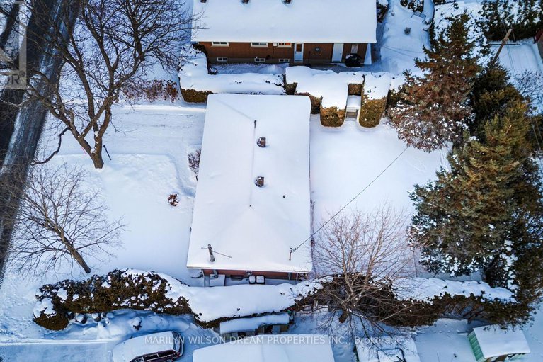 29302760/18-virgil-road/lynwood-village/ottawa/ontario/K2H6B3_25