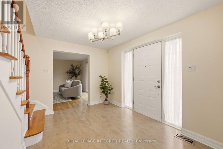 29618053/68-beaver-ridge/city-viewskylinefisher-heightsparkwood-hills/ottawa/ontario/K2E6E4_3