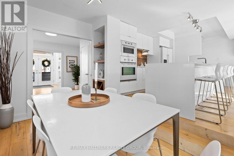 29416129/330-winona-avenue/westboro-south/ottawa/ontario/K1Z5H4_11