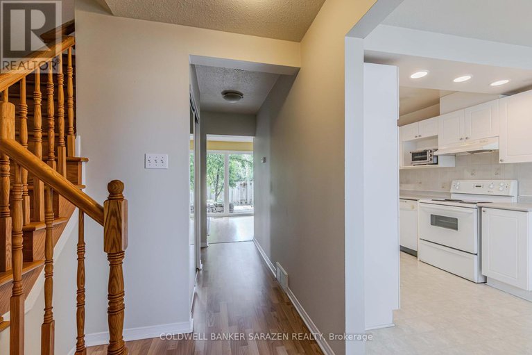 28745998/106-costello-avenue/leslie-park/ottawa/ontario/K2H7C5_6
