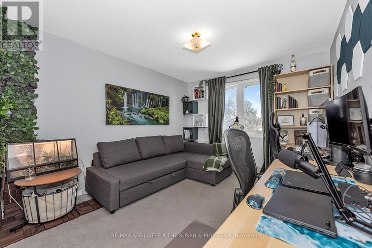 29307486/52-kenmare-place/cedargrovefraserdale/ottawa/ontario/K2J3L9_29