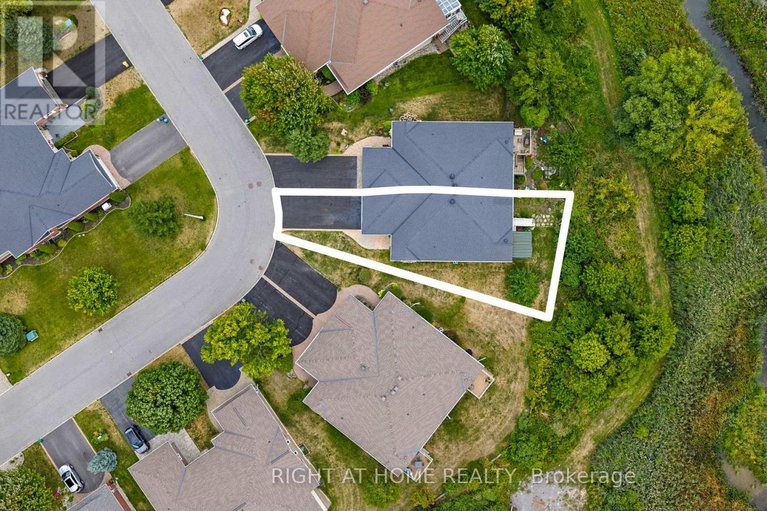 28837852/58-amberlakes-drive/stittsville-central/ottawa/ontario/K2S2A2_41
