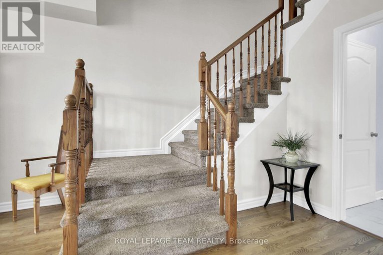 29143199/1024-northgraves-crescent/emerald-meadowstrailwest/ottawa/ontario/K2M0C8_19