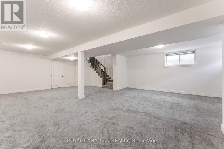 27728416/92-big-dipper-street/ottawa/ontario/K4M0L9_33