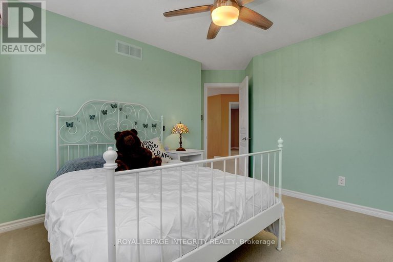 28938708/165-saltspring-private/bridlewood/ottawa/ontario/K2M0B1_31