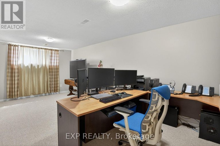 29648103/301-brigitta-street/emerald-meadowstrailwest/ottawa/ontario/K2S0H8_13