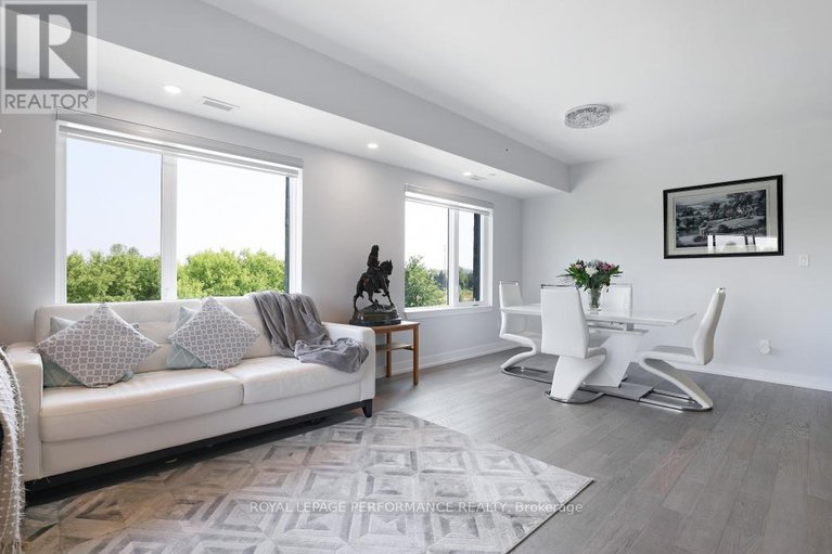 28530470/unit-308-280-herzberg-road/morgans-grantsouth-march/ottawa/ontario/K2A1H1_22