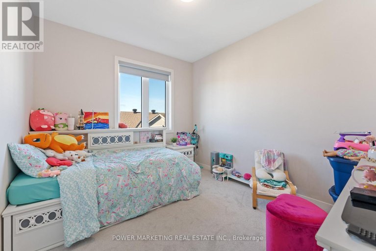 29634633/228-appalachian-circle/half-moon-bay/ottawa/ontario/K2J6X4_18