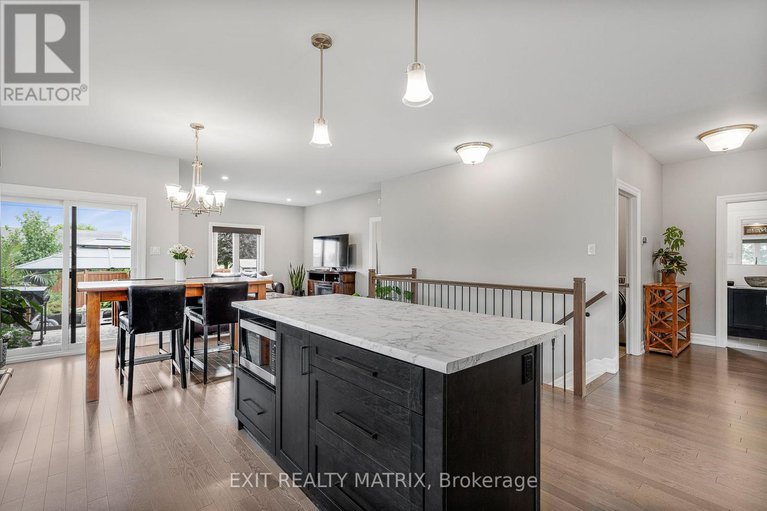 28956103/56-nancy-street/embrun/russell/ontario/K0A1W0_9