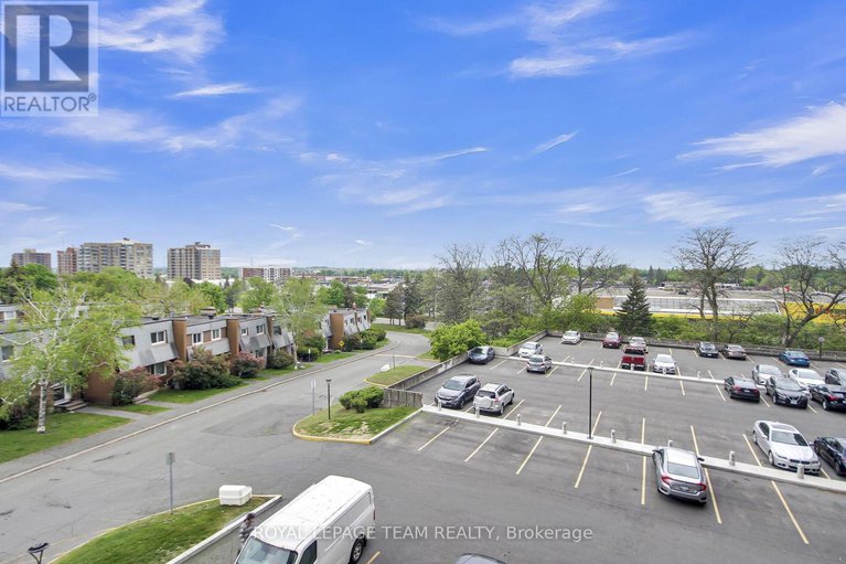 28350117/306-20-chesterton-drive/borden-farmstewart-farmcarleton-heightsparkwood-hills/ottawa/ontario/K2E6Z7_40