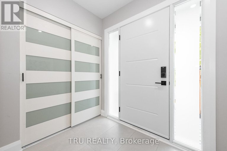 28892803/381-north-river-road/vanier/ottawa/ontario/K1L8C3_6