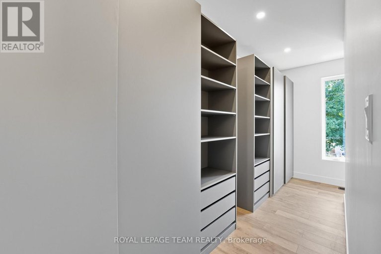 29001390/984-watson-street/fairfield-heights/ottawa/ontario/K2B6C2_22