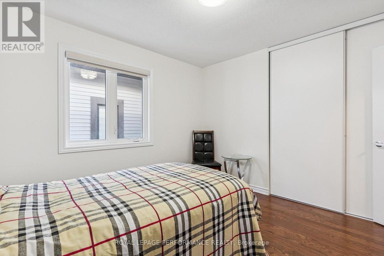 29354772/845-snap-hook-crescent/half-moon-bay/ottawa/ontario/K2J6V7_29