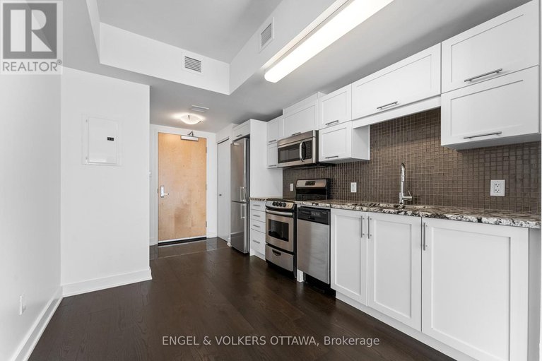 29310406/1104-40-nepean-street/ottawa-centre/ottawa/ontario/K2P0X5_5