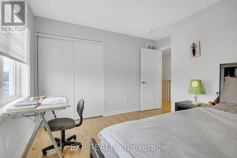 28428548/2021-elevation-road/half-moon-bay/ottawa/ontario/K2J6W6_35