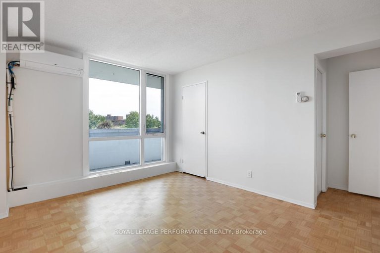 28783237/301-2625-regina-street/britannia/ottawa/ontario/K2B5W8_12