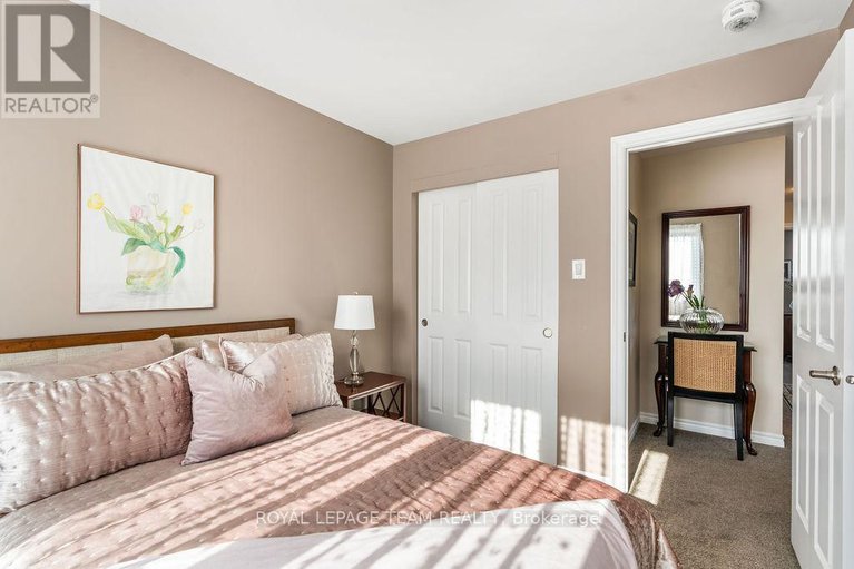 29379773/94-nutting-crescent/riverside-southgloucester-glen/ottawa/ontario/K4M0E2_40