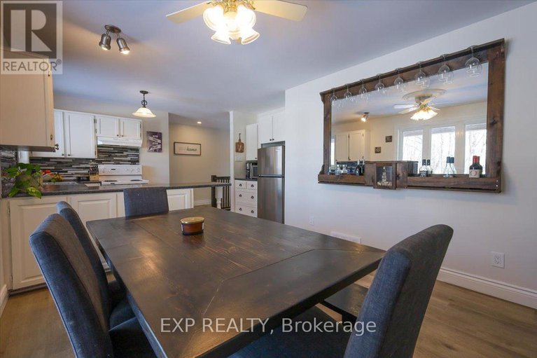 29166870/702-cedar-hill-road/pakenham/mississippi-mills/ontario/K0A2X0_10