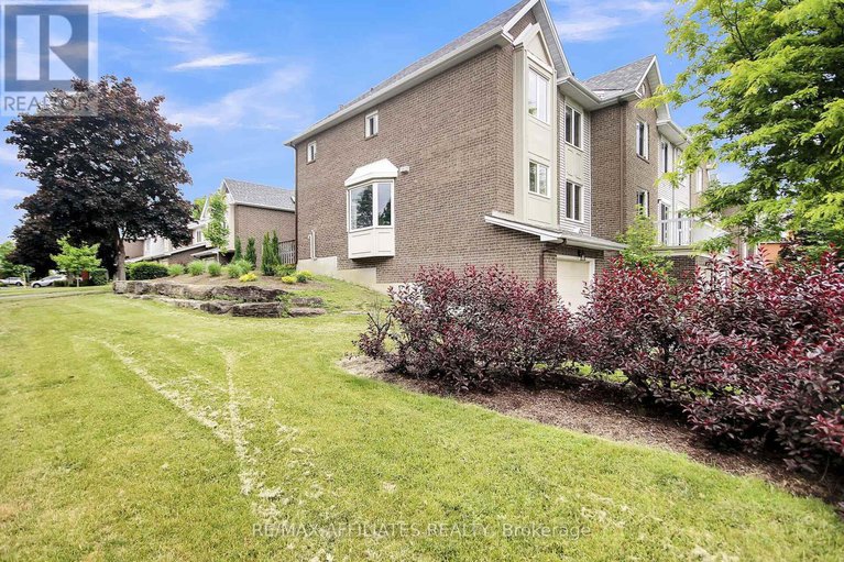28900037/f-15-vanessa-terrace/pheasant-run/ottawa/ontario/K2J3K5_1