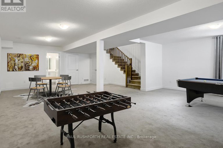 28731613/21-mendoza-way/emerald-meadowstrailwest/ottawa/ontario/K2S2S6_21