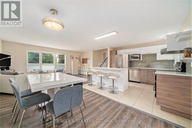 28574224/1841-lorraine-avenue/urbandale-acres/ottawa/ontario/K1H6Z7_10