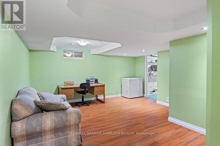 29282717/1040-karsh-drive/hunt-club-park/ottawa/ontario/K1G4M9_43