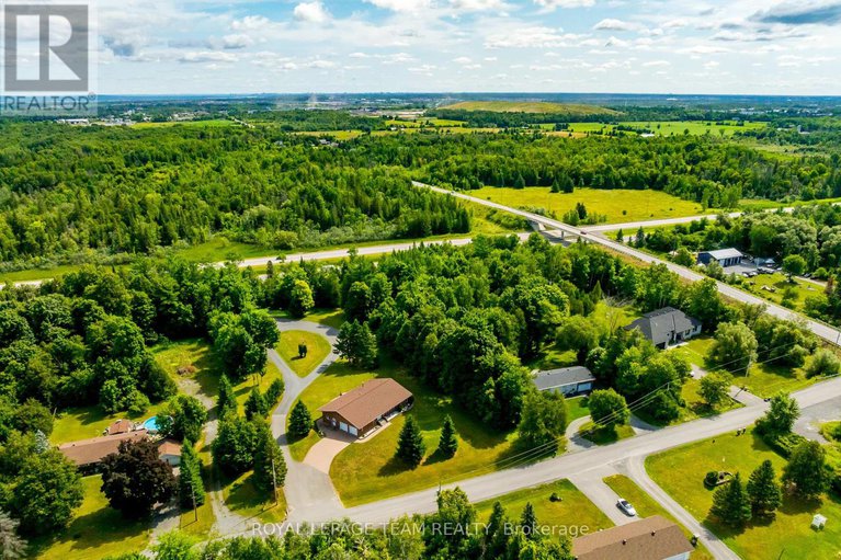 28645079/634-david-manchester-road/huntley-ward-south-west/ottawa/ontario/K0A1L0_46