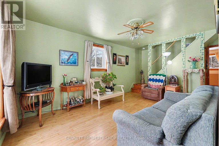 29302566/541-drummond-con-5b-concession/drummond-n-elmsley-drummond-twp/drummondnorth-elmsley/ontario/K7H3C8_6