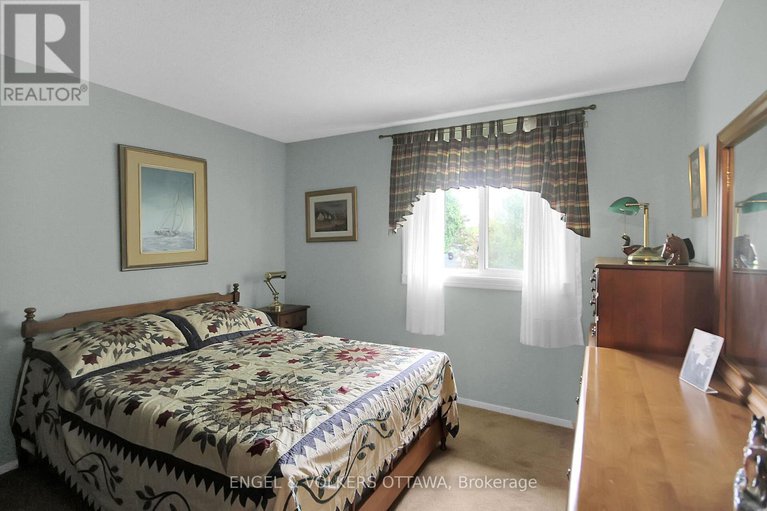 28352511/1337-ambridge-way/carleton-heights/ottawa/ontario/K2C3T3_19