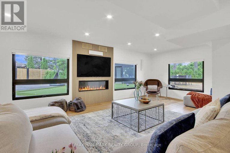 29109619/227-grandview-road/crystal-bayrocky-point/ottawa/ontario/K2H8B9_6