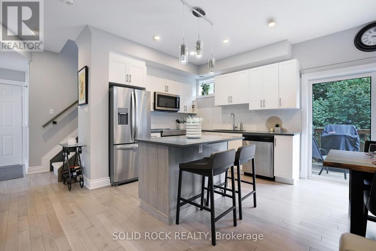 28836348/706-reverie-private/stittsville-central/ottawa/ontario/K2S0T9_6
