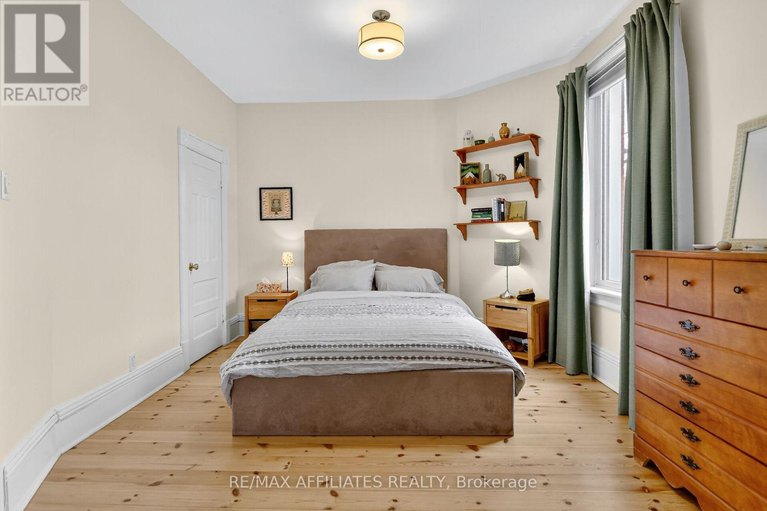 28967487/31-fourth-avenue/glebe/ottawa/ontario/K1S2L1_21