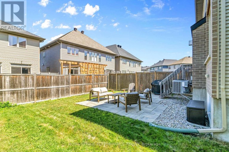 28635027/325-ardmore-street/riverside-southgloucester-glen/ottawa/ontario/K4M0E2_30
