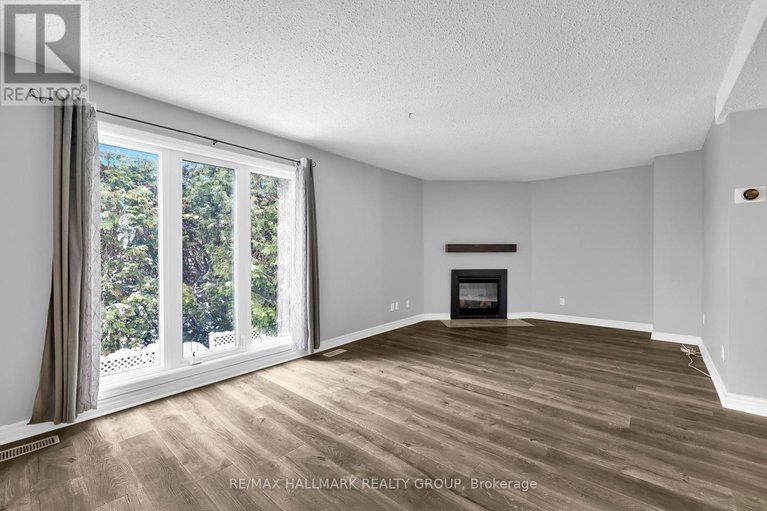 29103491/68-3205-uplands-drive/hunt-club-woods/ottawa/ontario/K1V9T4_16