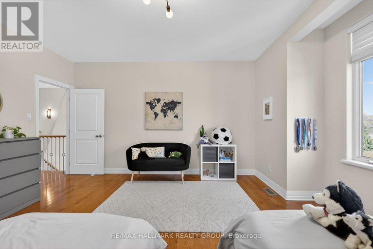 29680684/1934-lenester-avenue/mckellar-heightsglabar-park/ottawa/ontario/K2A1J9_31