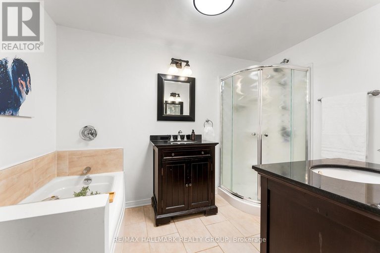 28652851/17-hastings-street/crystal-bayrocky-point/ottawa/ontario/K2H8C2_34