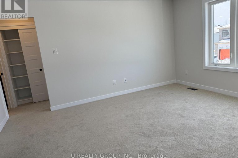 29330724/210-ginebik-way/blossom-parkkemp-parkfindlay-creek/ottawa/ontario/K1X0H4_34