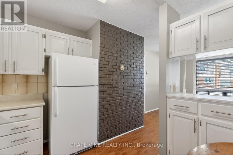 29419641/38-2939-fairlea-crescent/heron-gateindustrial-park/ottawa/ontario/K1V9A5_17