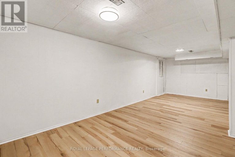 29422006/6349-st-louis-drive/hiawatha-parkconvent-glen/ottawa/ontario/K1C2X9_25