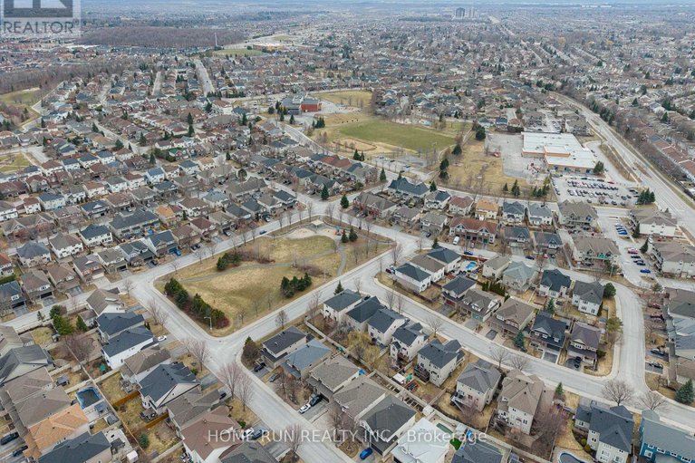 29590973/10-pavona-street/barrhaven-east/ottawa/ontario/K2G6T2_48