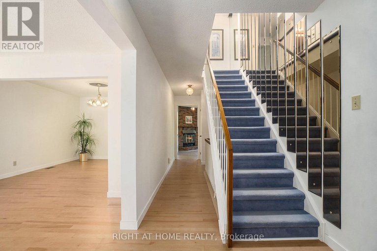 28879318/82-nestow-drive/tanglewood/ottawa/ontario/K2G4L8_3