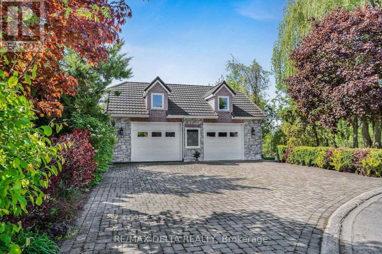 28387496/2584-woods-street/town-of-rockland/clarence-rockland/ontario/K4K1J2_30