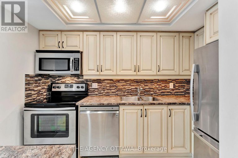 28574774/304-555-brittany-drive/viscount-alexander-park/ottawa/ontario/K1K4C5_6