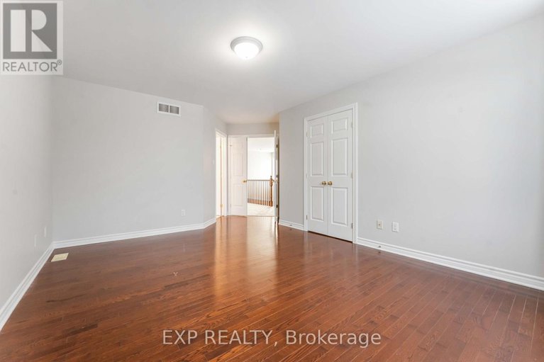 29186601/119-anfield-crescent/barrhaven-east/ottawa/ontario/K2G7B7_26