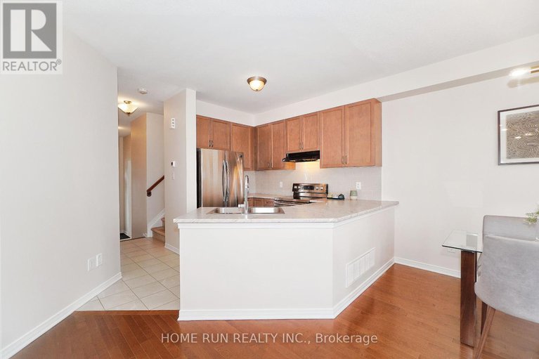 28873096/224-don-brown-private/emerald-meadowstrailwest/ottawa/ontario/K2M0M6_13