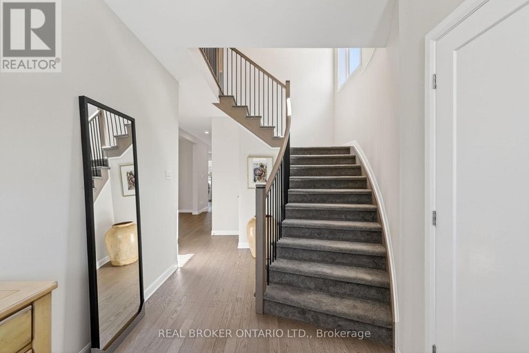 29584603/548-anchor-circle/mahogany-community/ottawa/ontario/K2B7Z5_4